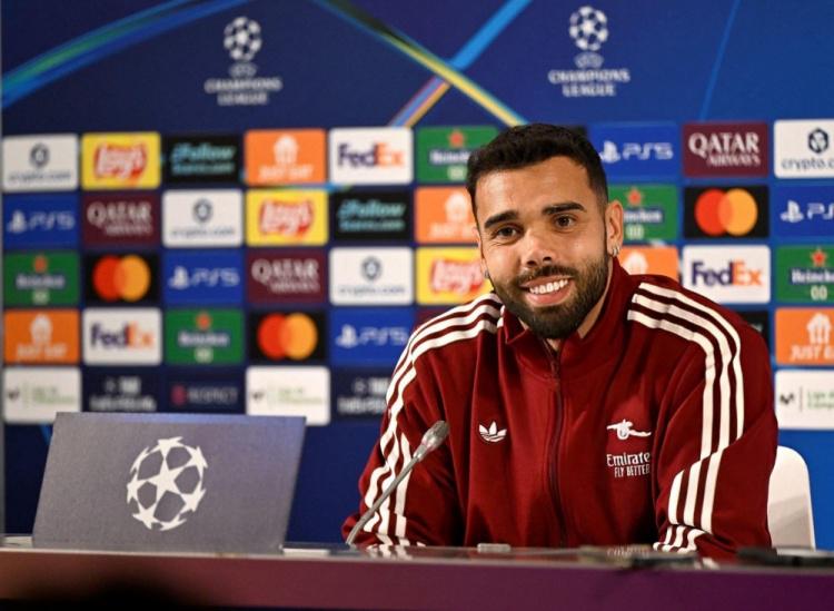 绍这座城市, 拉亚, id